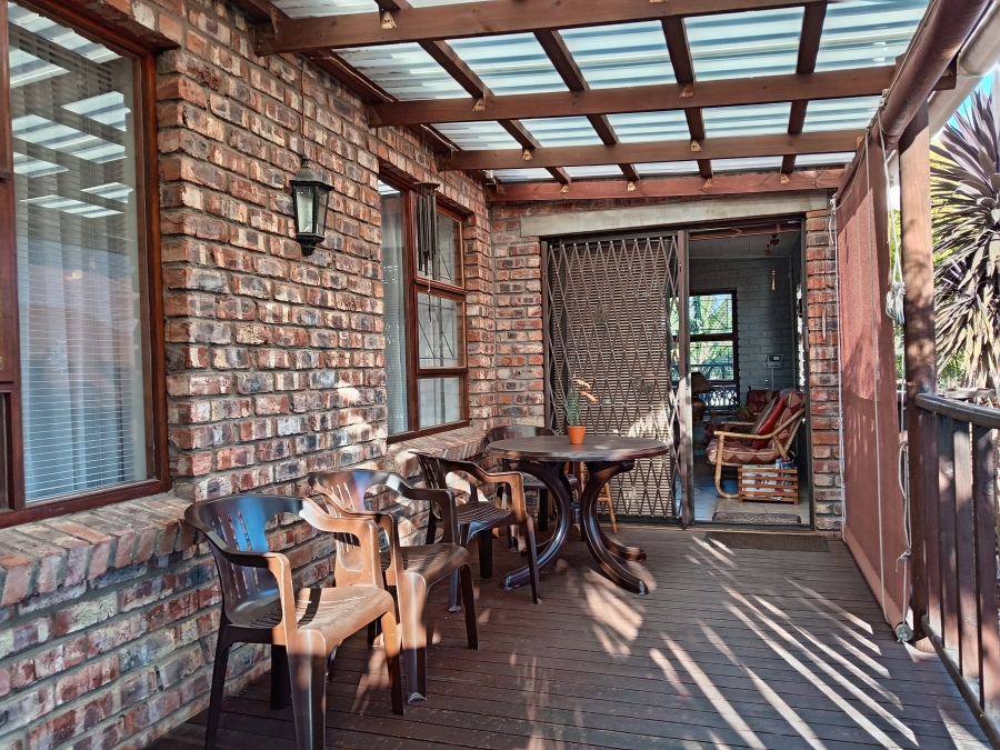 3 Bedroom Property for Sale in Strelitzia Park Eastern Cape